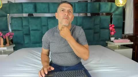 antonia y andrew online show from May 5, 2026, 5:37 am