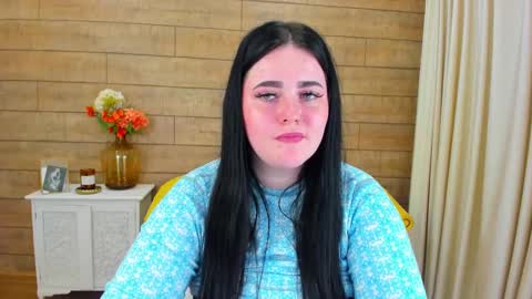 Snapshot of vickibrooks chatting on February 6, 2025, 7:07 pm VickiBrooks online show from February 6, 2025, 7:07 pm