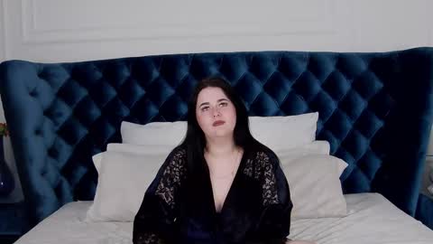 Snapshot of vickibrooks chatting on February 11, 2025, 3:18 pm VickiBrooks online show from February 11, 2025, 3:18 pm