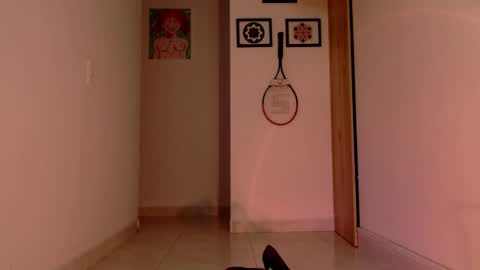 Snapshot of vicky_crazy chatting on December 21, 2024, 2:52 am Vicky  online show from December 21, 2024, 2:52 am