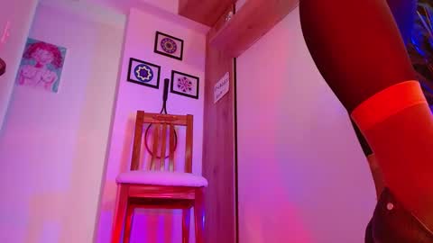 Snapshot of vicky_crazy chatting on January 6, 2025, 7:24 pm Vicky  online show from January 6, 2025, 7:24 pm