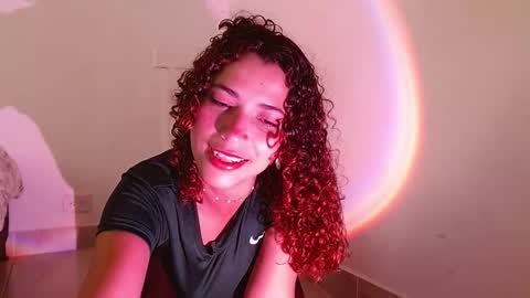 Snapshot of vicky_crazy chatting on January 24, 2025, 2:30 pm Vicky  online show from January 24, 2025, 2:30 pm