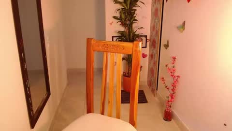 Snapshot of vicky_crazy chatting on March 1, 2025, 7:15 pm Vicky  online show from March 1, 2025, 7:15 pm