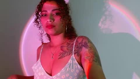 Snapshot of vicky_crazy chatting on March 9, 2025, 12:00 am Vicky  online show from March 9, 2025, 12:00 am