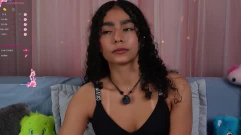 vicky_curly online show from October 18, 2025, 1:52 am