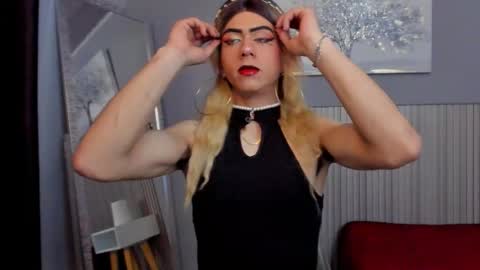 Snapshot of vicky_fant4sy chatting on March 16, 2026, 12:42 pm Vicky online show from March 16, 2026, 12:42 pm