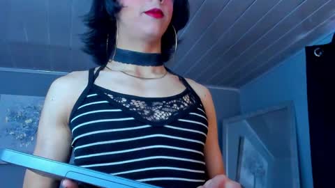 Snapshot of vicky_fant4sy chatting on May 9, 2026, 2:33 pm Vicky online show from May 9, 2026, 2:33 pm