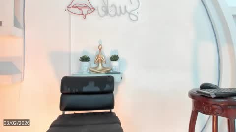 Snapshot of vicky_hottman chatting on February 4, 2026, 4:40 am vicky_hottman online show from February 4, 2026, 4:40 am