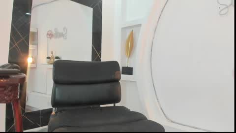 vicky_hottman online show from April 19, 2026, 6:10 pm