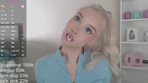 vickyfuckingdoll online show from October 9, 2025, 11:03 pm