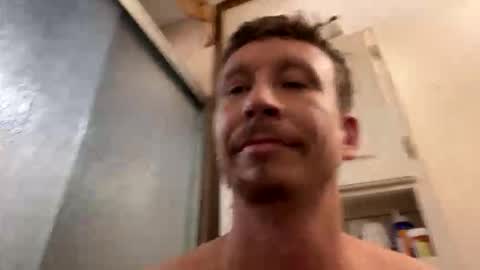 vicrobertson595 online show from November 4, 2025, 6:29 pm