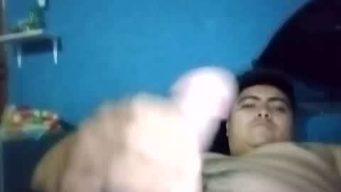 Snapshot of victor187713 chatting on March 9, 2025, 4:33 pm Una y nos vamos online show from March 9, 2025, 4:33 pm