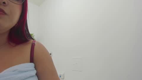 Victoria online show from February 28, 2025, 11:23 pm