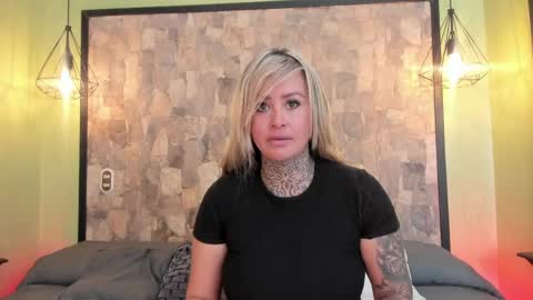 Im Victoria Divine online show from May 21, 2026, 10:17 pm