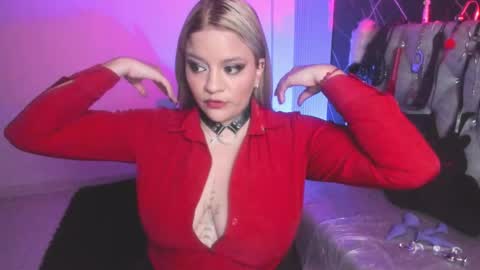 victoria_floyd1 online show from October 23, 2025, 8:51 pm