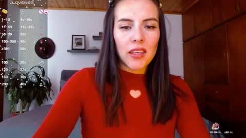 VICTORIA MARTELO online show from October 11, 2025, 4:49 pm