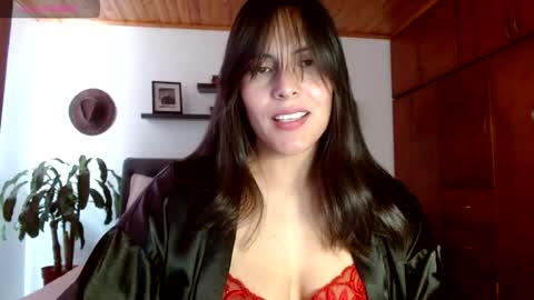 Snapshot of victoria_martelo chatting on May 13, 2026, 6:16 pm VICTORIA MARTELO online show from May 13, 2026, 6:16 pm