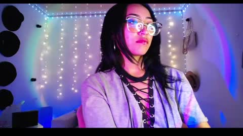 Victoria  online show from March 9, 2025, 4:05 am