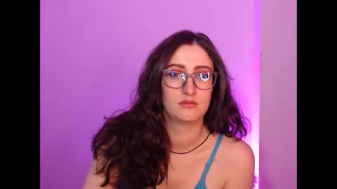 Snapshot of victoria_riider chatting on December 16, 2024, 7:54 pm Victoria online show from December 16, 2024, 7:54 pm