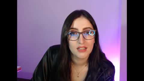 Snapshot of victoria_riider chatting on January 2, 2025, 10:33 pm Victoria online show from January 2, 2025, 10:33 pm