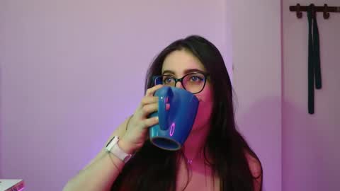 Snapshot of victoria_riider chatting on October 6, 2025, 8:17 pm Victoria online show from October 6, 2025, 8:17 pm