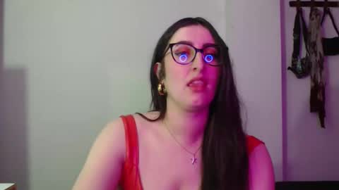 Victoria online show from March 26, 2026, 9:09 pm