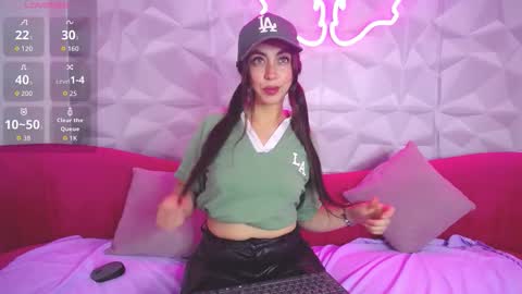 Victoria  online show from January 10, 2026, 7:04 pm