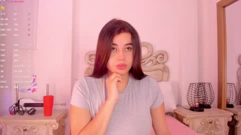 Snapshot of victoria_vallejo chatting on January 30, 2025, 11:33 am victoria online show from January 30, 2025, 11:33 am