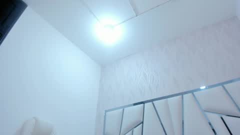 Victoria Sofia online show from November 12, 2025, 7:24 pm