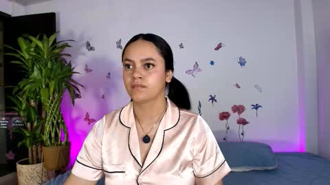 Snapshot of victoriablack_ chatting on February 2, 2026, 8:57 am Victoria online show from February 2, 2026, 8:57 am