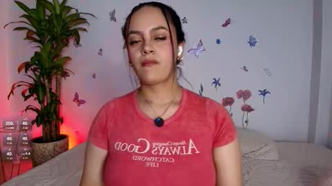 Snapshot of victoriablack_ chatting on February 24, 2026, 7:45 pm Victoria online show from February 24, 2026, 7:45 pm