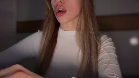 Snapshot of victoriachance chatting on November 29, 2025, 3:04 pm Victoria means victory... always online show from November 29, 2025, 3:04 pm