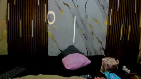 Victoria  online show from October 24, 2025, 8:49 pm