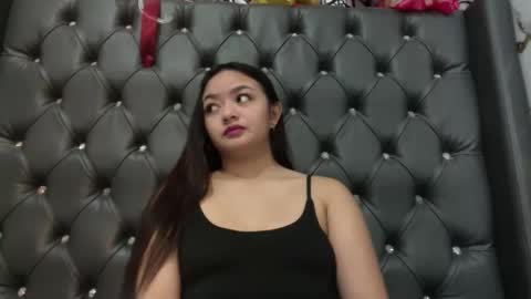 Victoria Harper online show from March 22, 2026, 7:23 am