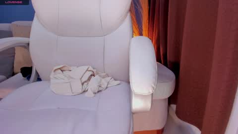 Snapshot of victorialeia chatting on December 28, 2024, 6:06 am Victoria online show from December 28, 2024, 6:06 am