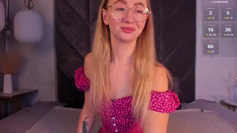 Victoria online show from November 20, 2025, 6:02 am