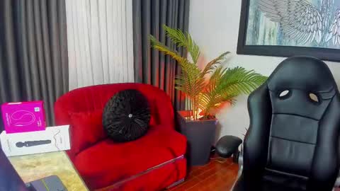 Snapshot of victoriapaker chatting on January 12, 2026, 11:37 am victoriapaker online show from January 12, 2026, 11:37 am