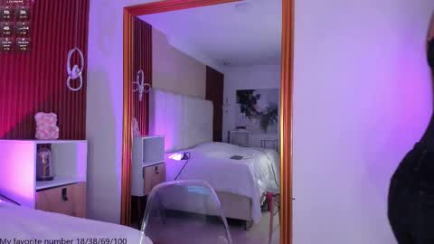 Maria Victoria online show from November 15, 2025, 11:29 am