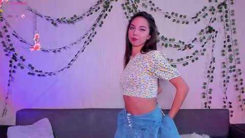 Victoria online show from October 29, 2025, 4:42 pm