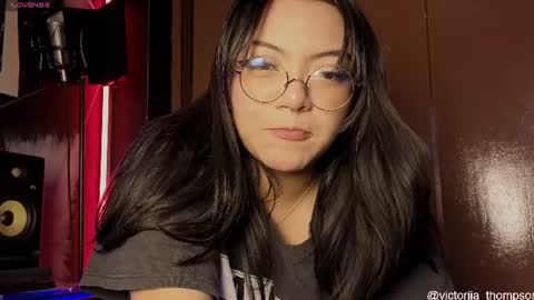 victoriia_thompson online show from June 20, 2026, 10:12 pm