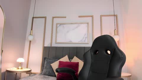 Victoria Vixen online show from April 22, 2026, 12:02 am