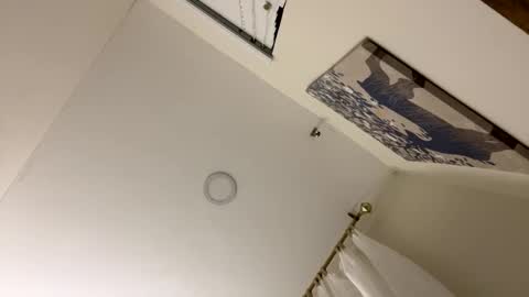 victoryd007 online show from March 25, 2026, 8:20 am