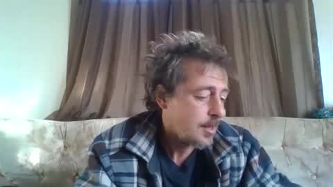 vids1977 online show from September 30, 2025, 2:44 pm