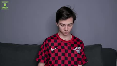 Viego Pattel online show from November 12, 2025, 12:49 pm