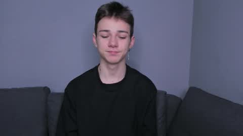 Viego Pattel online show from December 4, 2025, 12:25 pm