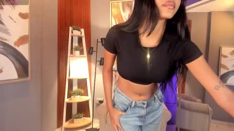 Karla online show from October 1, 2025, 7:53 pm