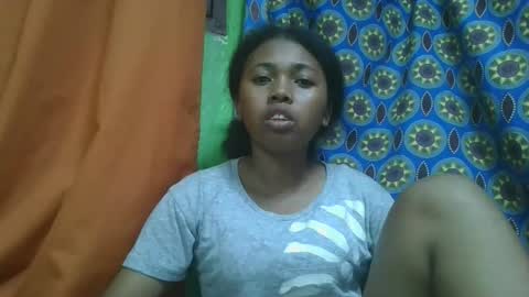 vierge28430 online show from April 16, 2026, 3:13 pm