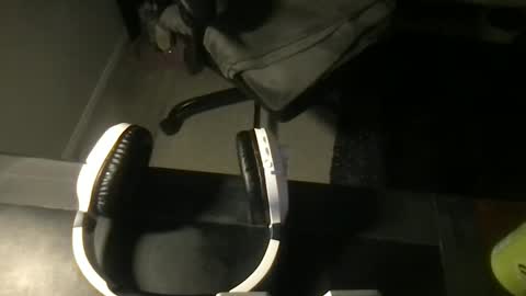 Viewsofpleasures online show from February 28, 2026, 8:26 am