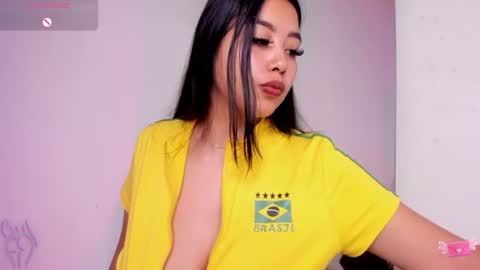 viioleett_cum online show from June 26, 2026, 4:11 pm