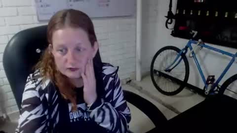 Snapshot of viioletamora chatting on December 4, 2024, 10:19 pm Violeta online show from December 4, 2024, 10:19 pm